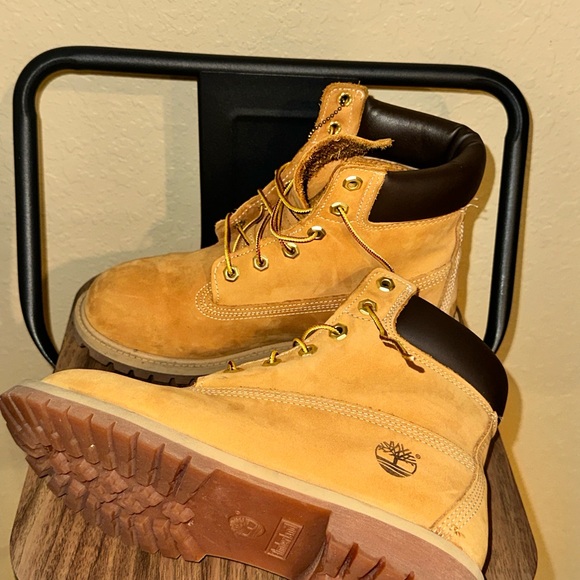 Women's Timberland Premium 6-Inch Waterproof Boot - Picture 4 of 6